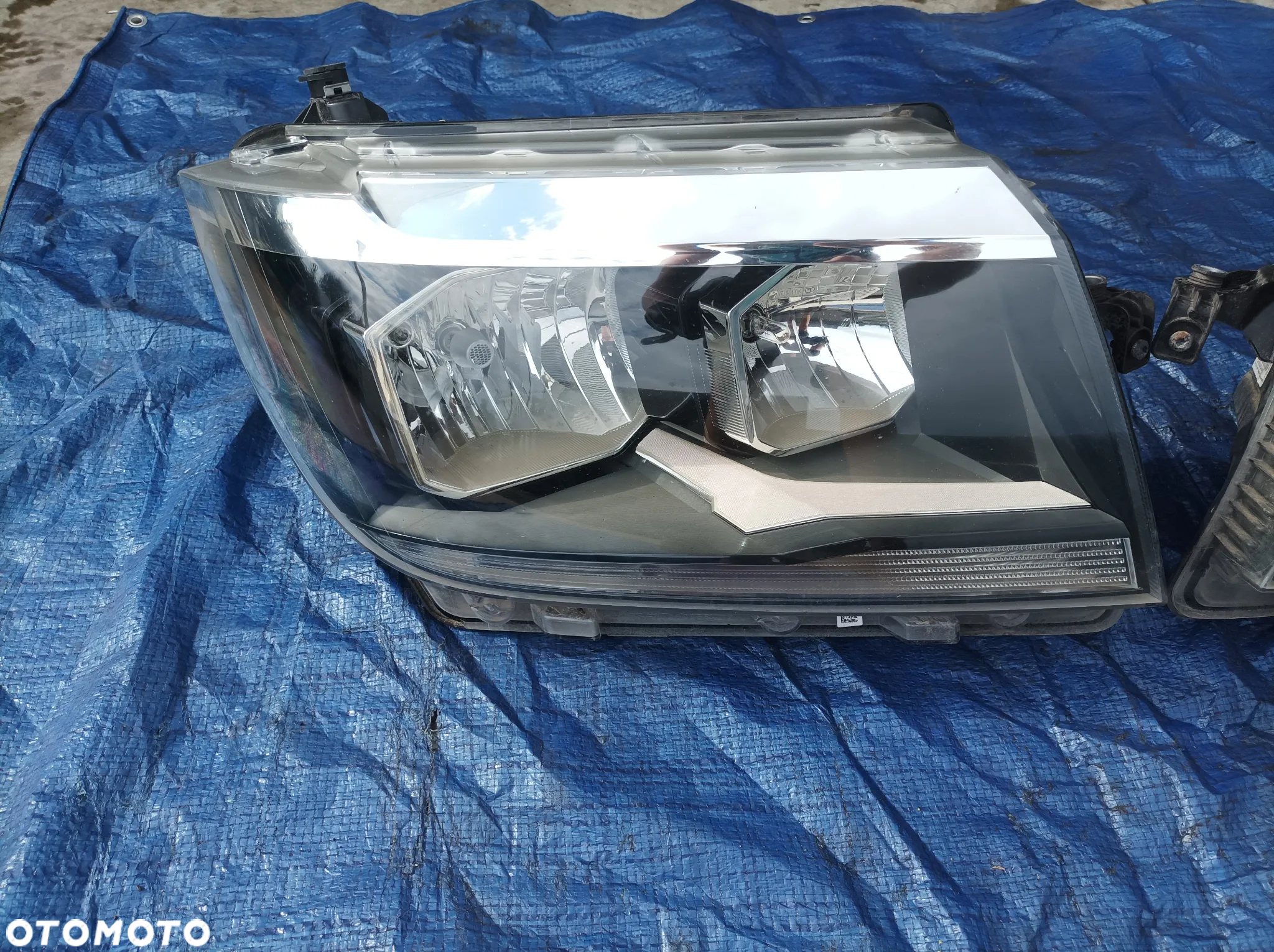 Vw Crafter reflektor prawy lewy przód 7C2941005 7C2941006 - 2