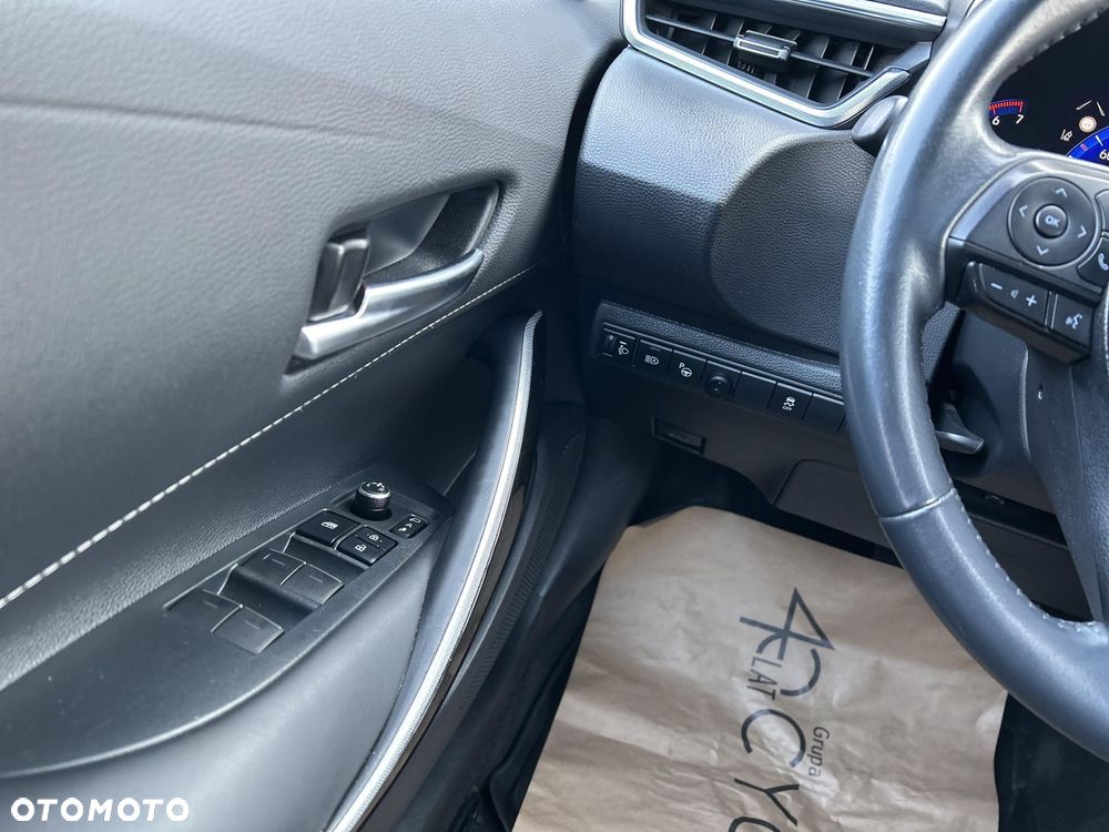 Toyota Corolla 1.8 Hybrid Comfort - 18