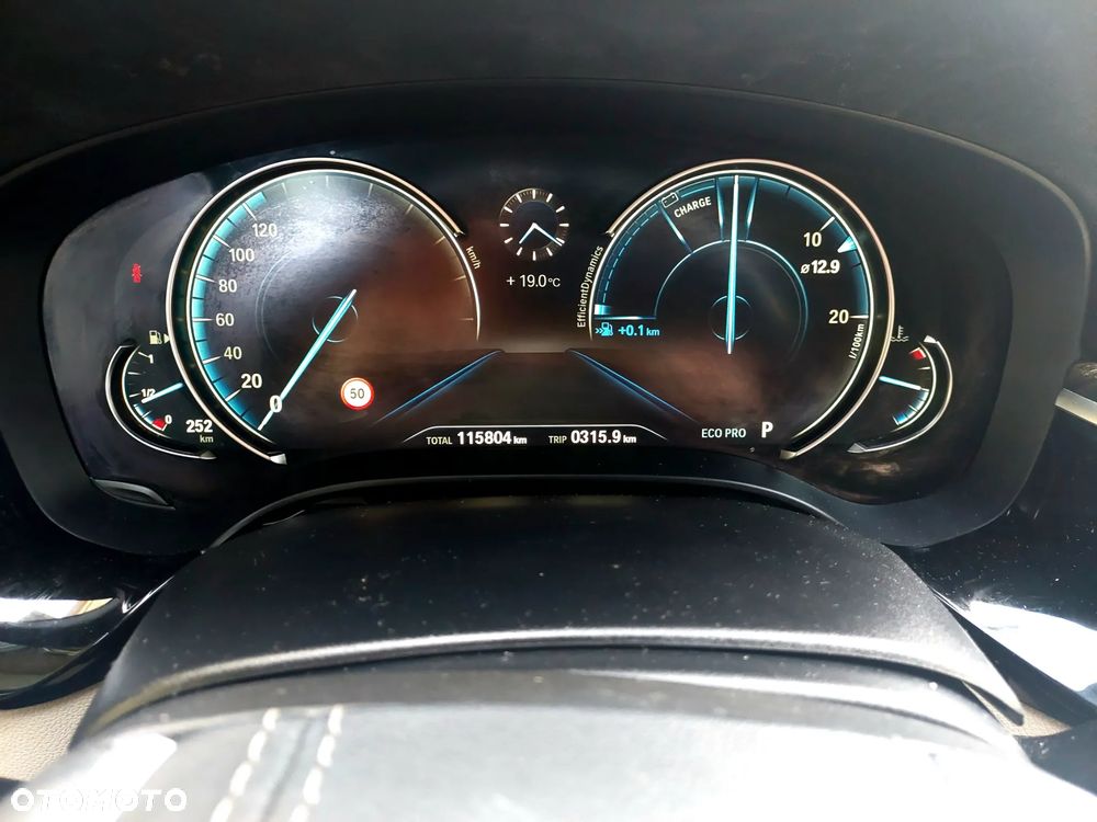 BMW Seria 5 530i GPF Sport Line sport - 13
