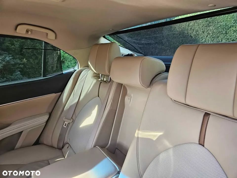 Toyota Camry 2.5 Hybrid Executive CVT - 5
