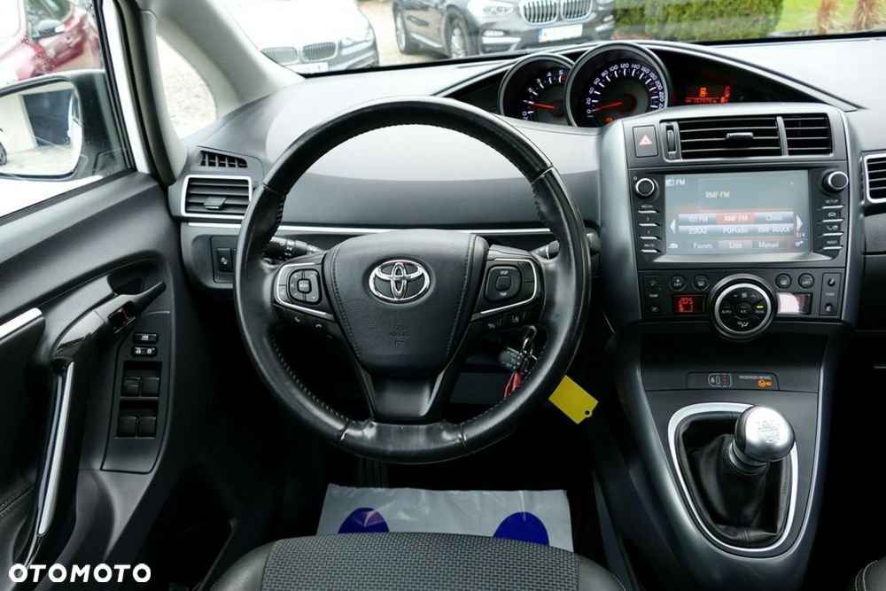 Toyota Verso 1.6 D-4D Premium - 29