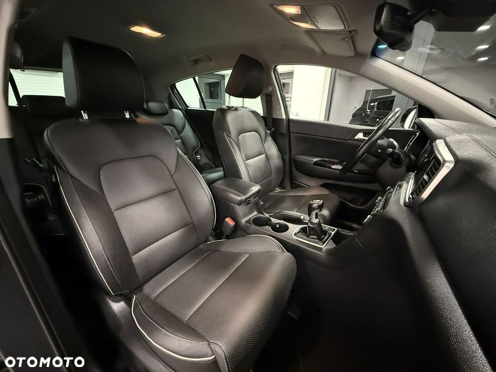 Kia Sportage 1.6 GDI 2WD Vision - 29
