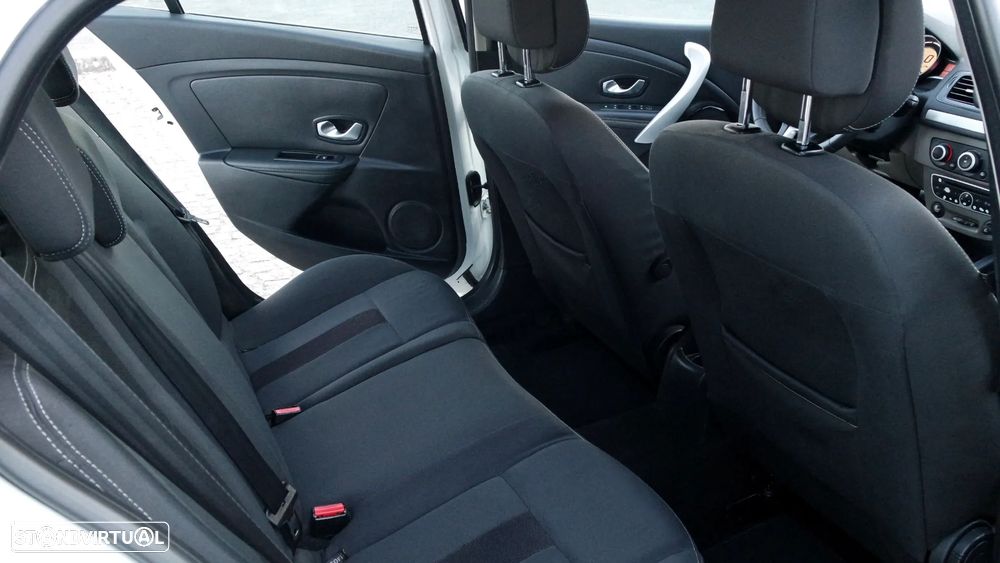 Renault Mégane Sport Tourer 1.5 dCi Bose Edtion CO2 Champion - 10