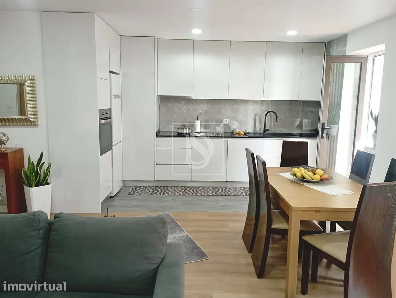 Apartamento T3, renovado, em Matosinhos - Grande imagem: 4/16