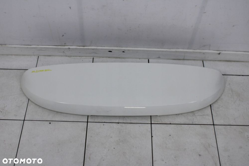 fiat 500l 12r- spoiler lotka klapy bagażnika - 1