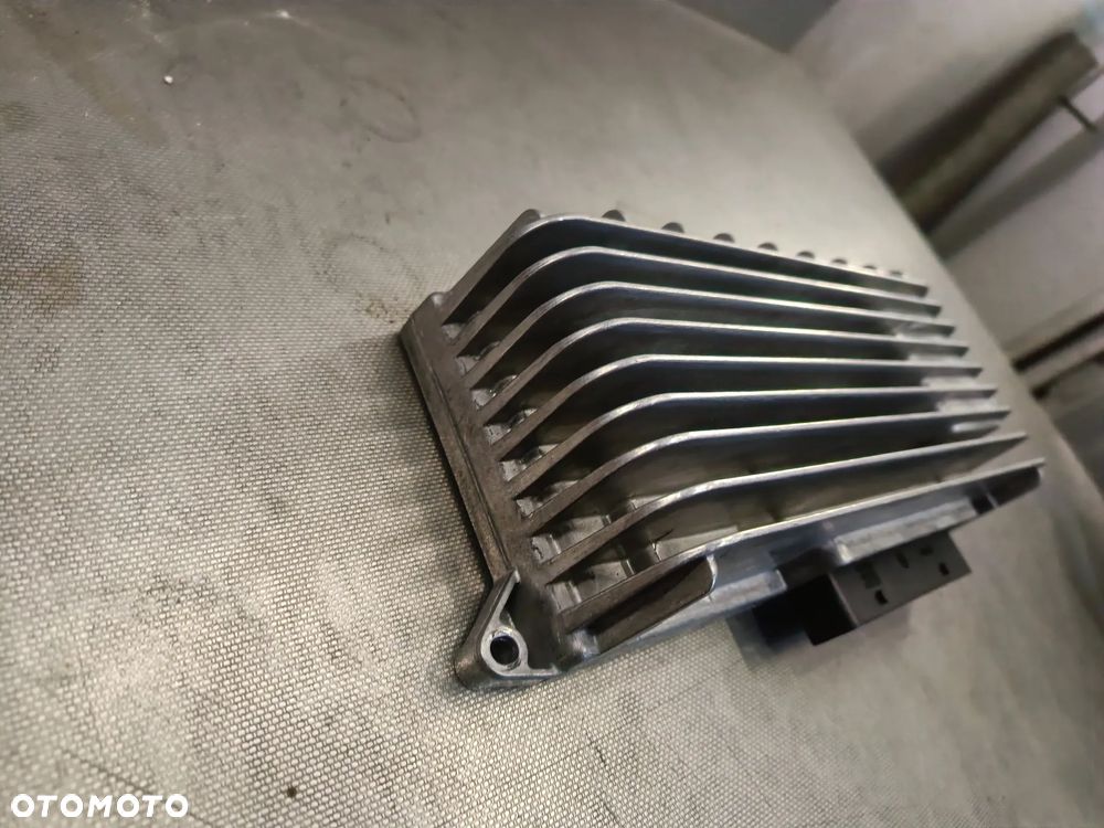Wzmacniacz Audi A4 B8 A5 Q5 moduł 8T0035223AH - 2