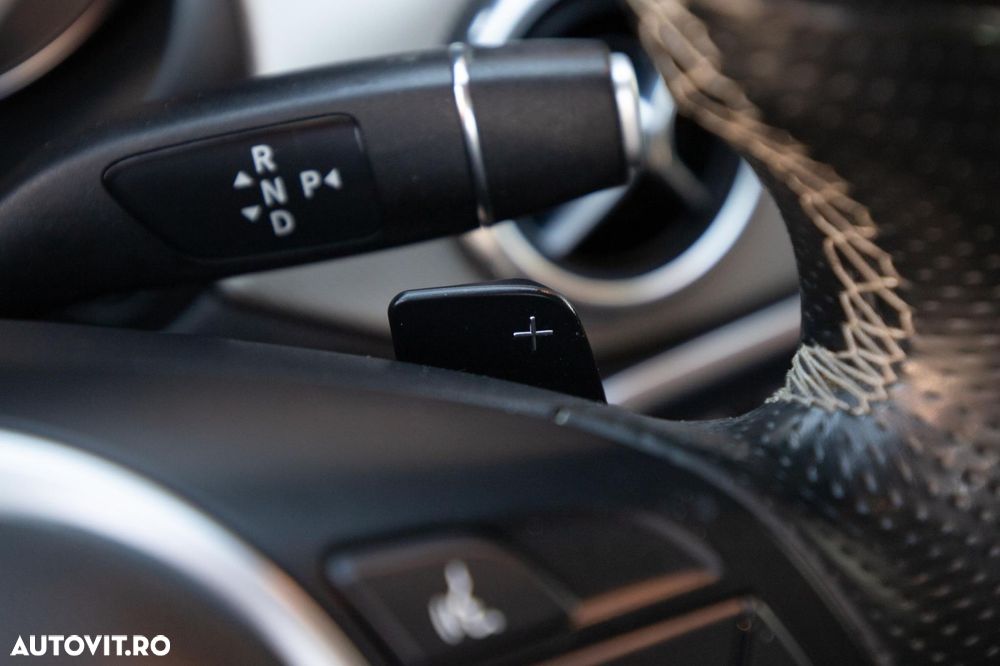 Mercedes-Benz GLA 220 CDI 4MATIC Aut. - 22