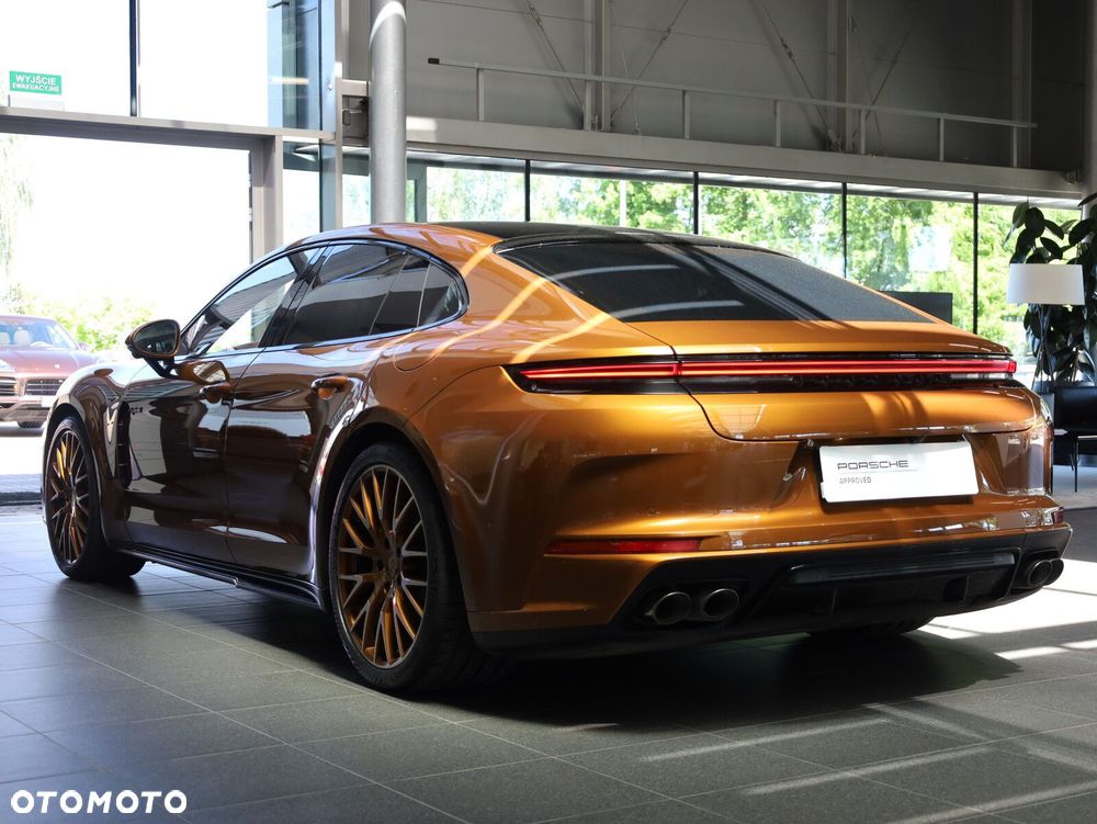 Porsche Panamera - 6