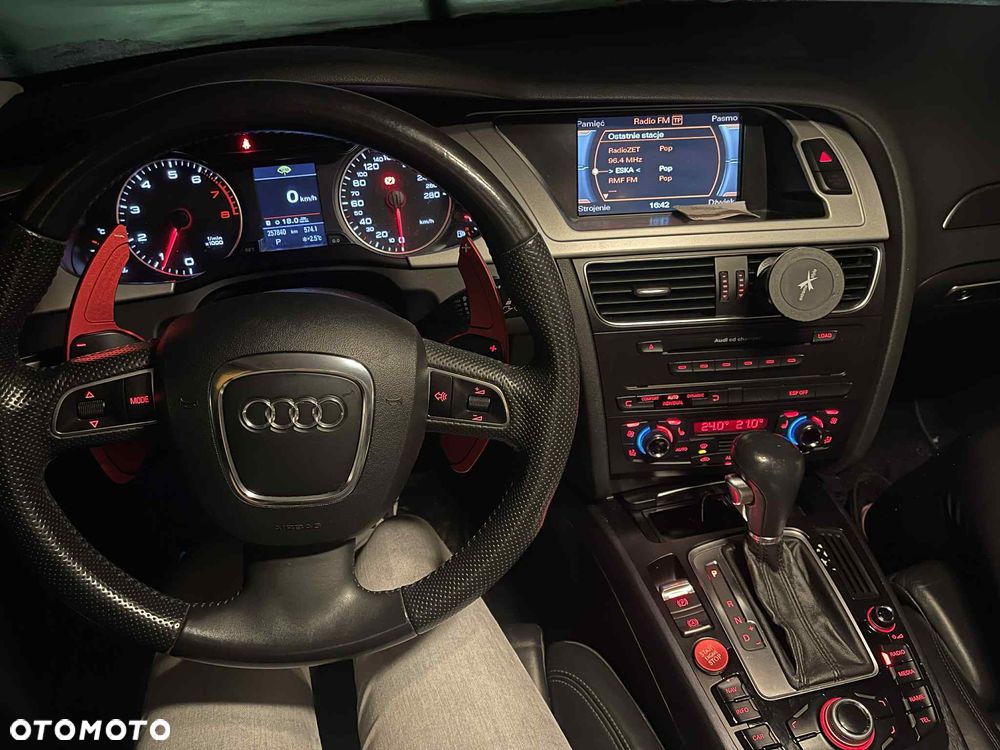 Audi A4 Avant 3.2 FSI quattro tiptronic Ambition - 9