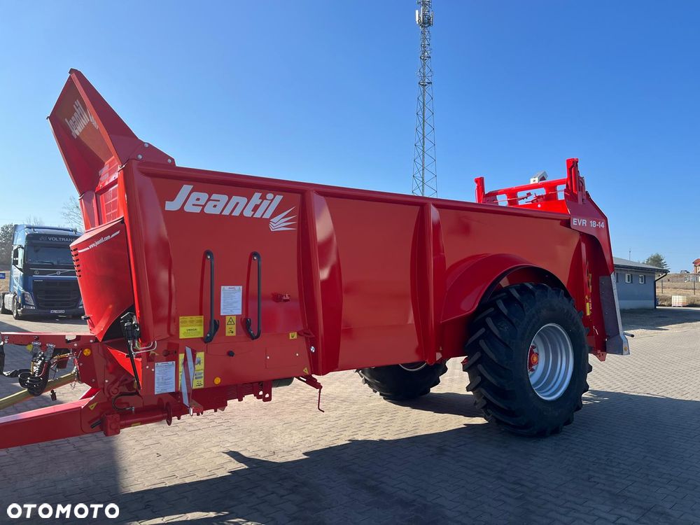 Inny Jeantill EVR 18-14 - 4