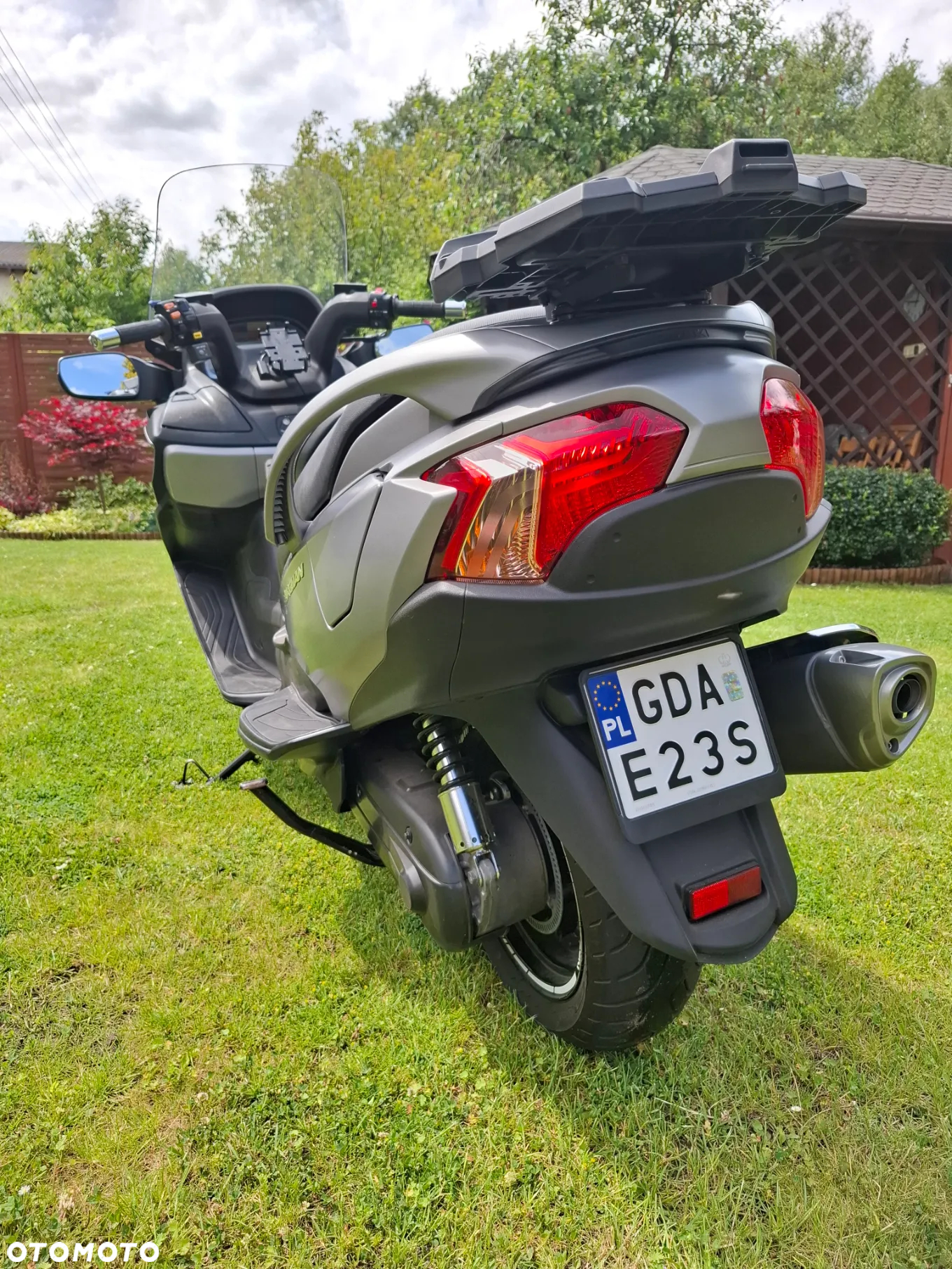 Suzuki Burgman - 4