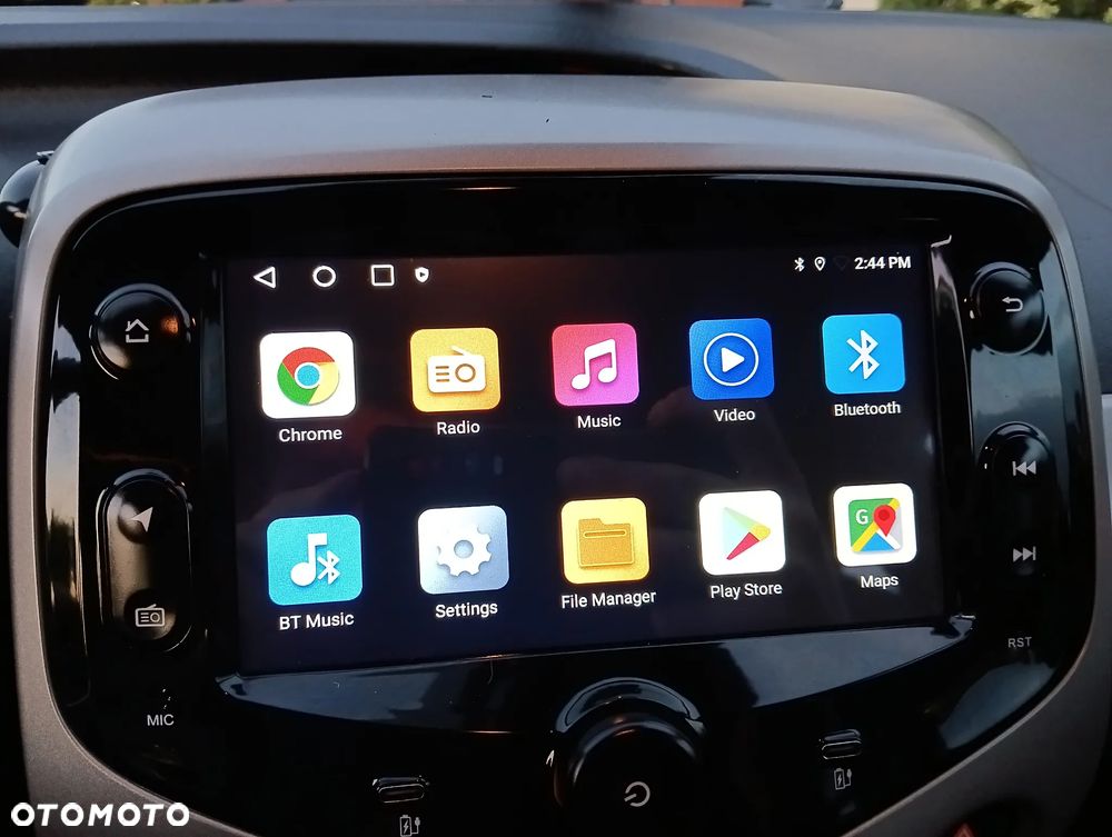 Toyota Aygo x-play touch - 25