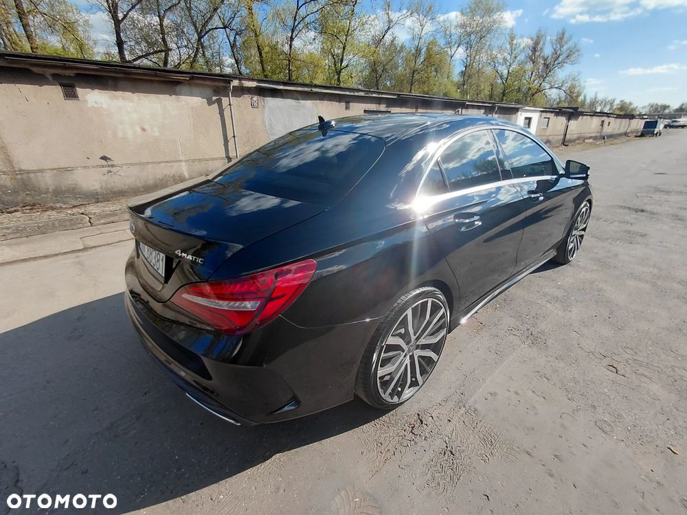 Mercedes-Benz CLA 250 4Matic 7G-DCT AMG Line - 16