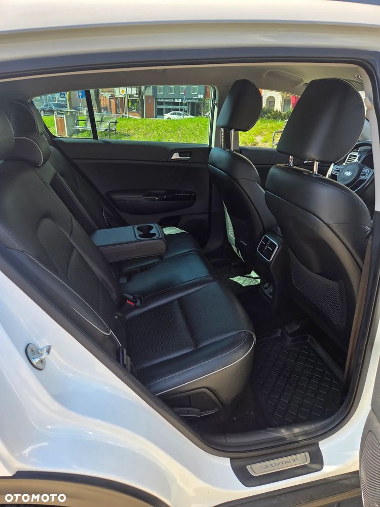 Kia Sportage 1.6 GDI Business Line 2WD - 9