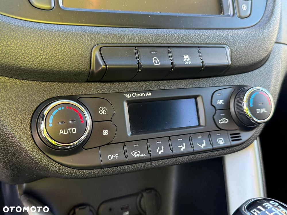 Kia Ceed - 17