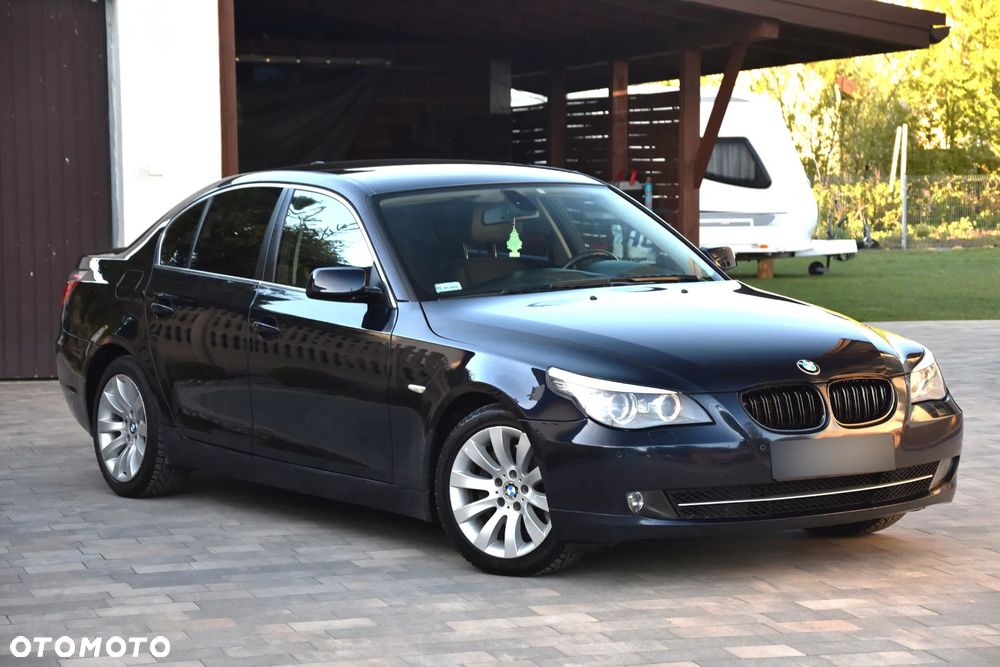 BMW Seria 5 525d Edition Sport - 4