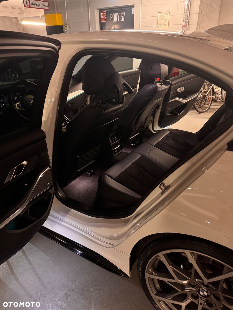 BMW Seria 3 330i - 6