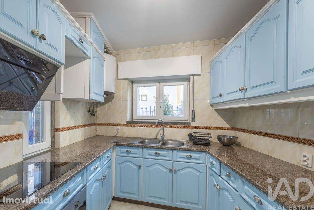 Moradia isolada T2 em São Domingos de Rana de 120 m2 - Grande imagem: 5/26