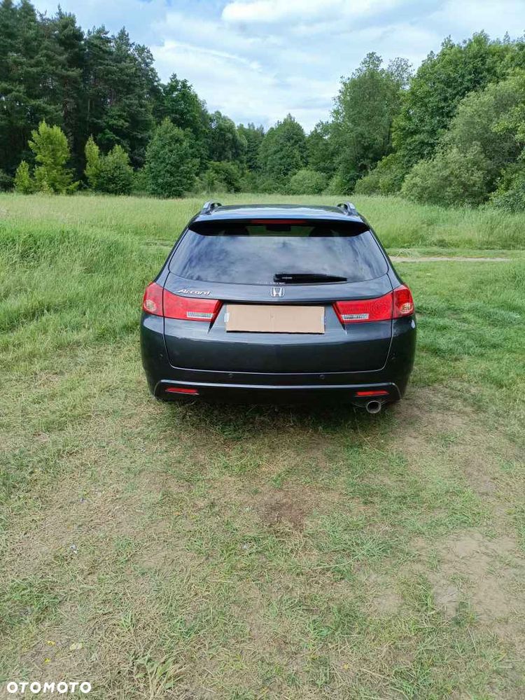 Honda Accord - 2