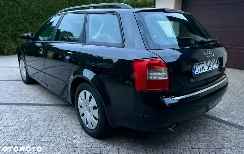 Audi A4 Avant - 4