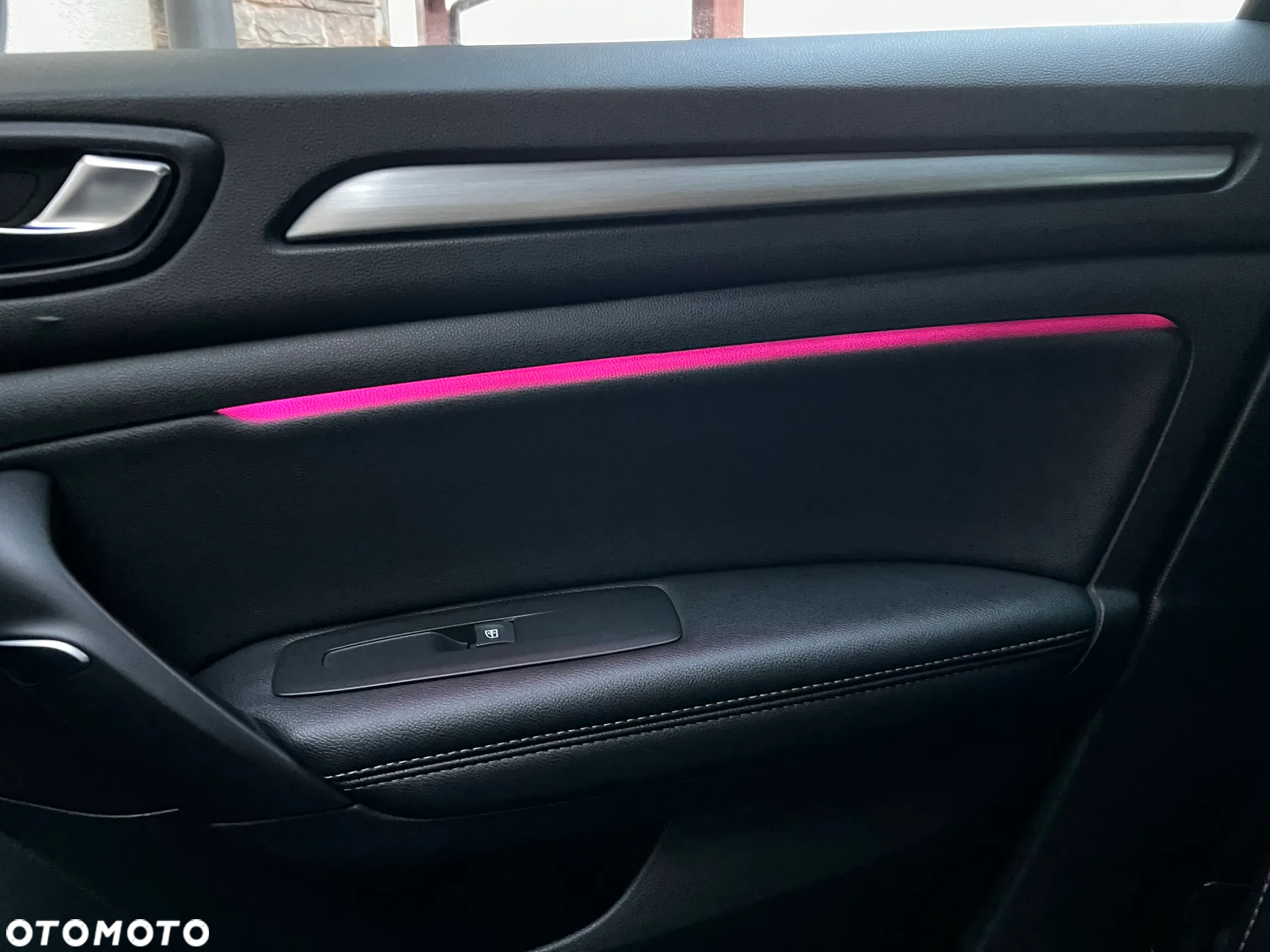 Renault Megane ENERGY TCe 130 Start & Stop LIMITED - 32