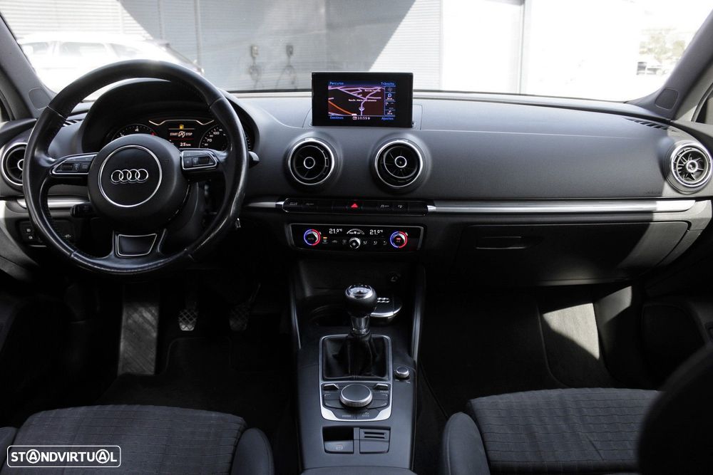 Audi A3 Limousine 2.0 TDI S-line - 29