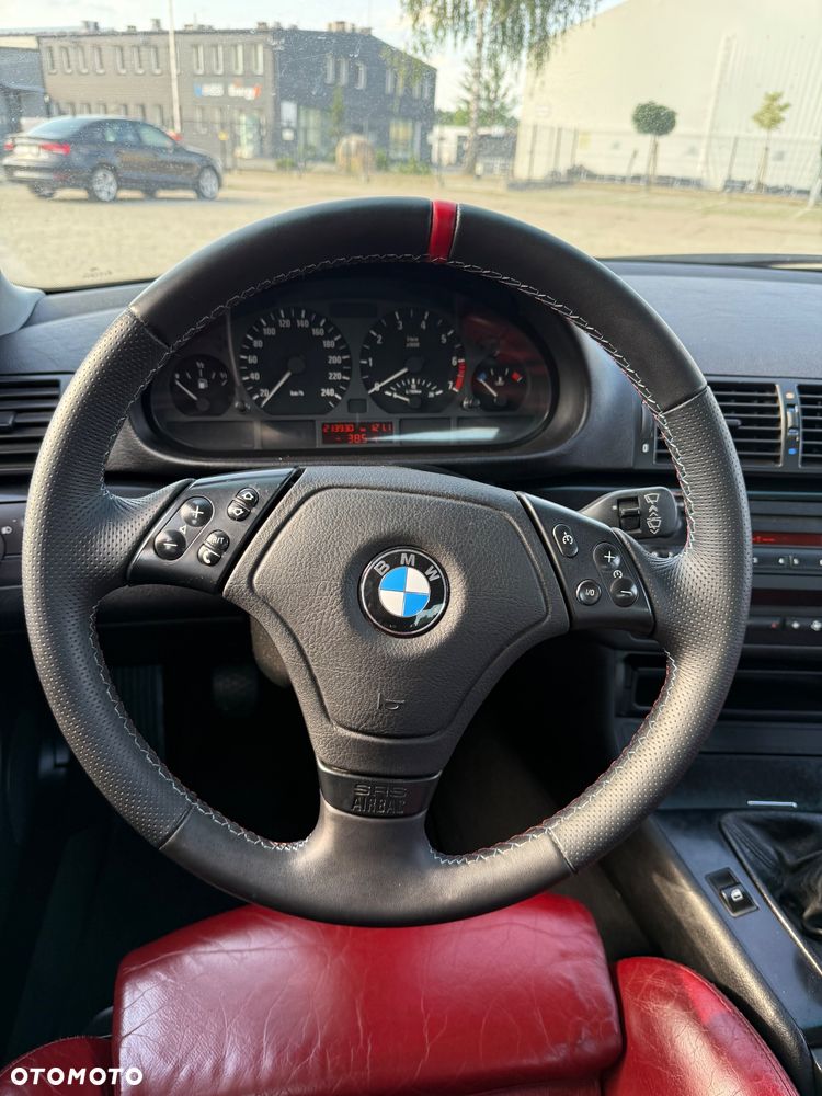 BMW Seria 3 323i - 18