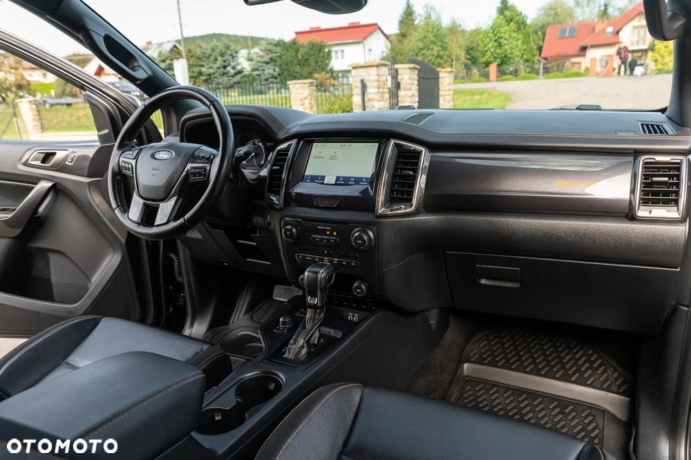 Ford Ranger 2.0 EcoBlue 4x4 DC Wildtrak - 31