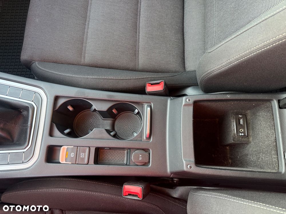 Volkswagen Passat 1.4 TSI BMT ACT Comfortline - 15