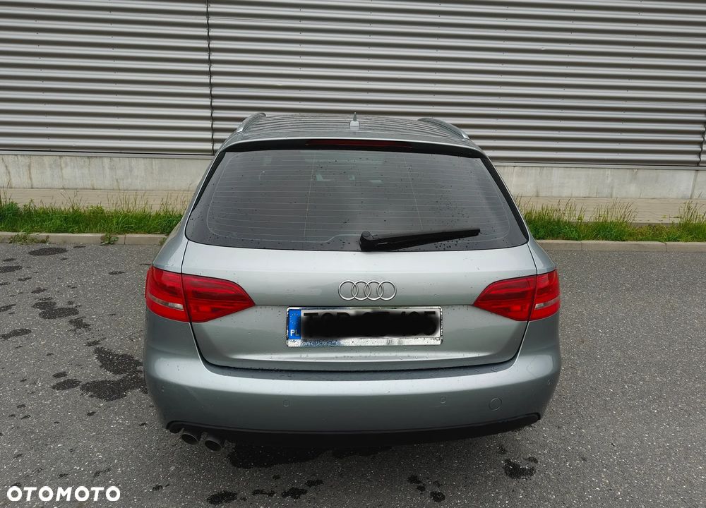 Audi A4 Avant 2.0 TDI - 15