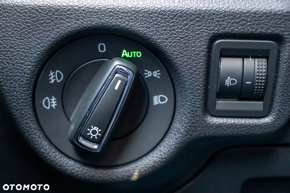 Skoda Kamiq 1.5 TSI Selection DSG - 21