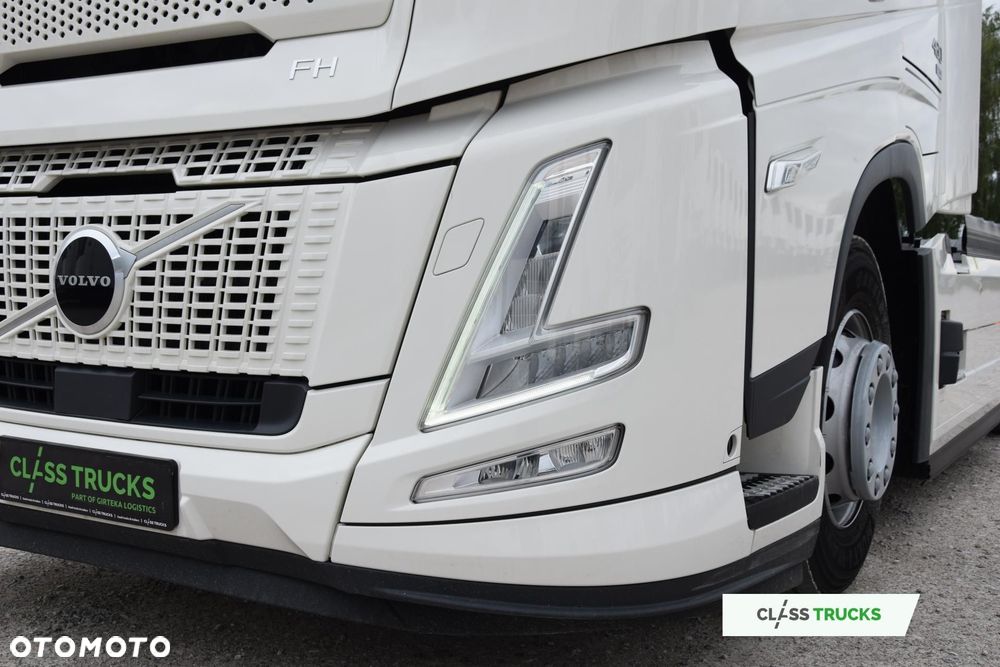 Volvo FH 460 AERO Globetrotter XL ACC i-Save I-ParkCool SideSkirts Mirror Cam - 7