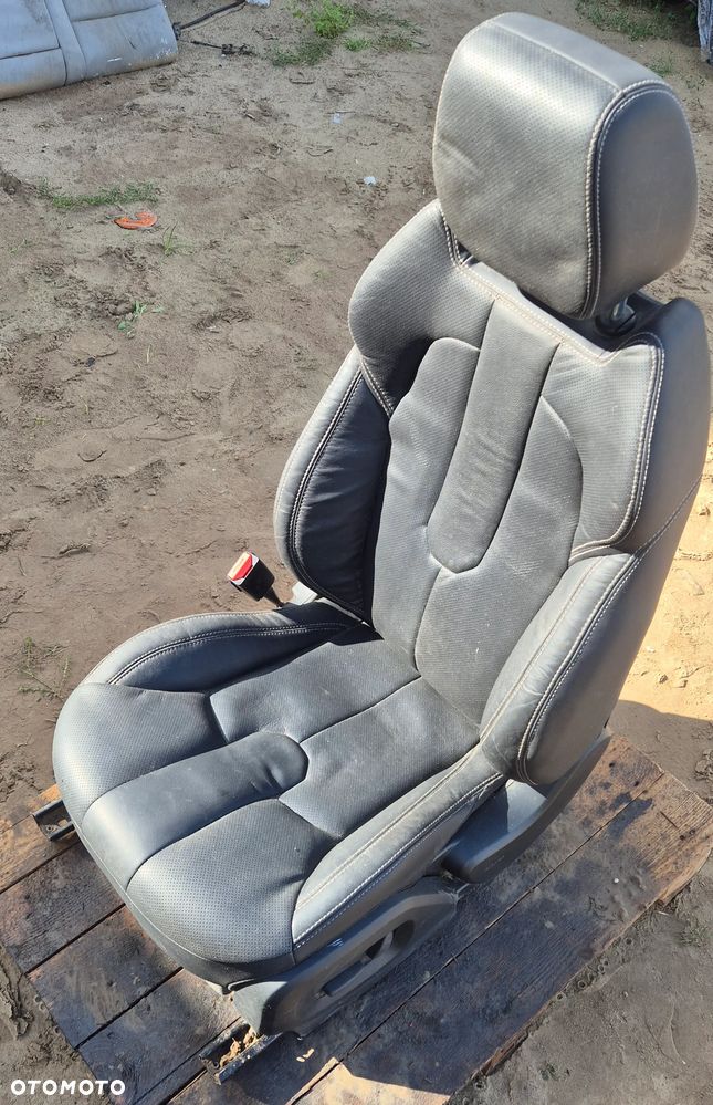 Fotel Lewy Kierowcy EU Wentylowany Elektryczny Podgrzewany Range Land Rover Sport L320 Czarna Skóra - 1