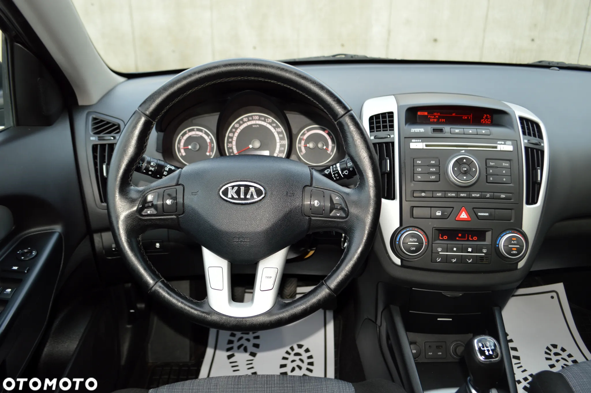 Kia Ceed - 15