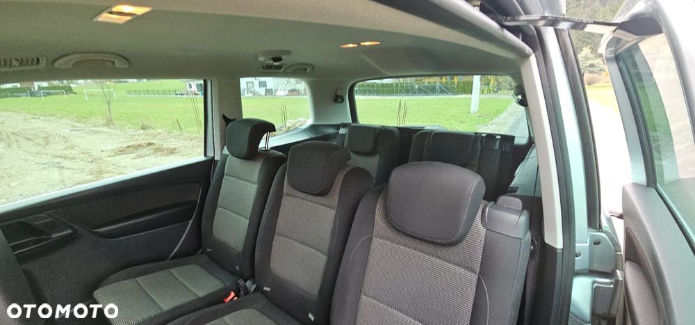 Volkswagen Sharan 2.0 TDI Comfortline DSG - 8