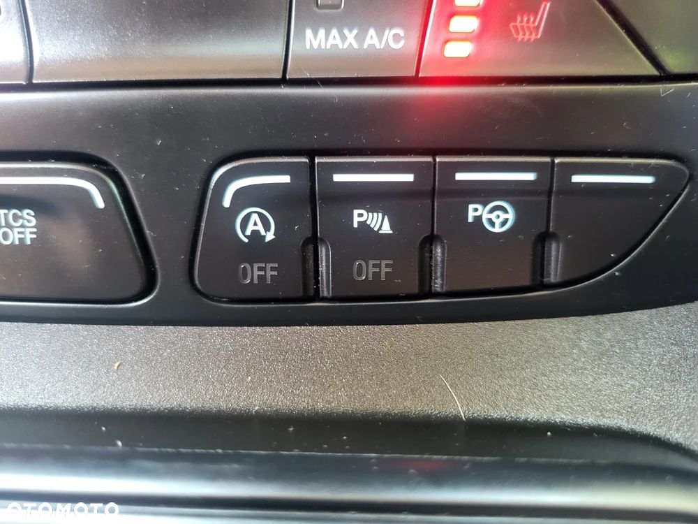 Ford Tourneo Connect Grand - 27