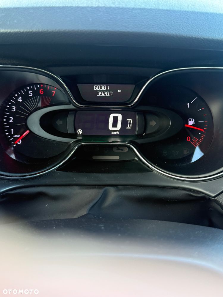 Renault Captur ENERGY TCe 120 EDC LIMITED - 10