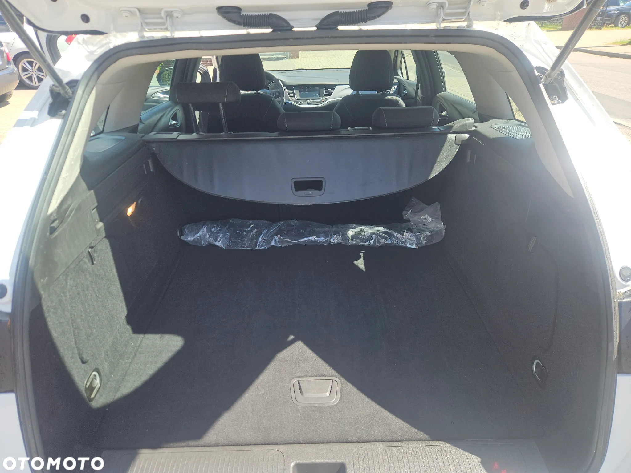 Opel Astra 1.6 D (CDTI) Automatik Edition - 9