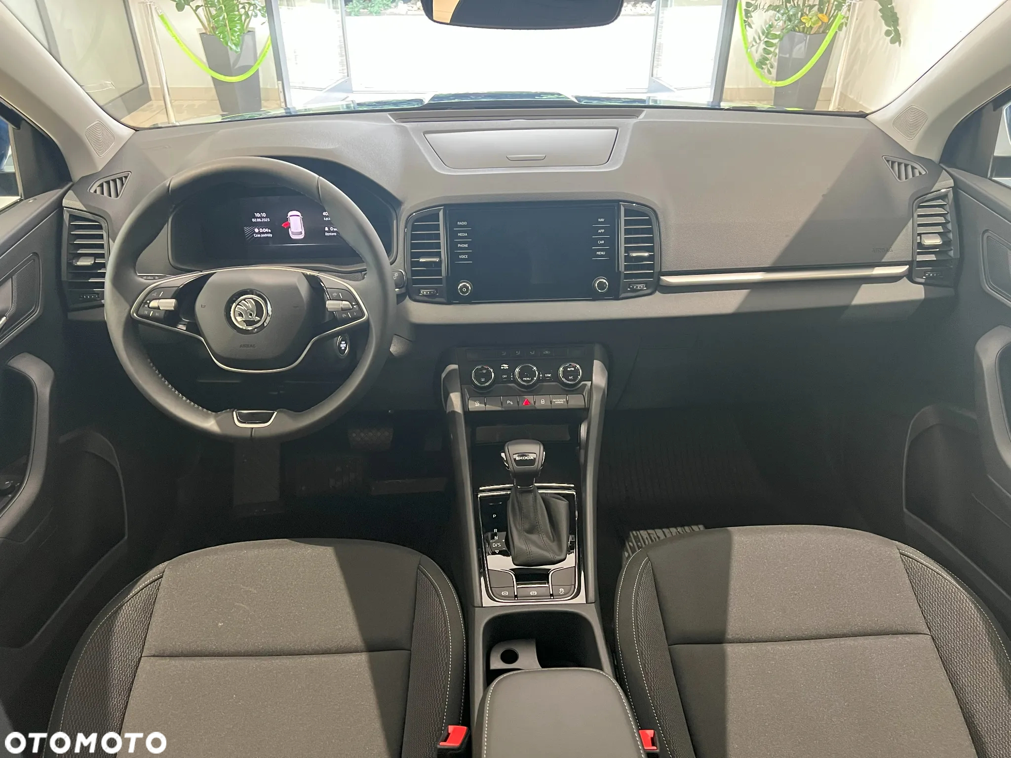 Skoda Karoq 1.5 TSI ACT Selection DSG - 11