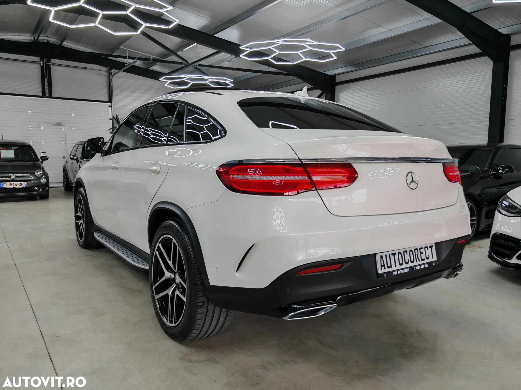 Mercedes-Benz GLE Coupe 350 d 4Matic 9G-TRONIC AMG Line - 5
