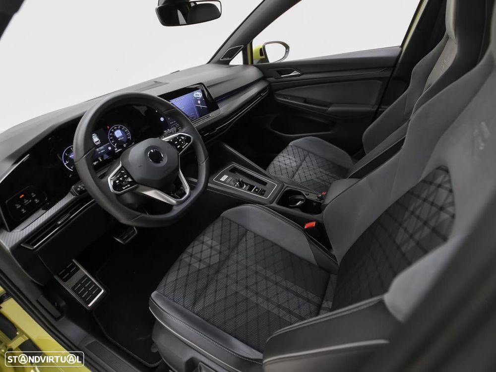 VW Golf Variant 2.0 TDi R-Line DSG - 7