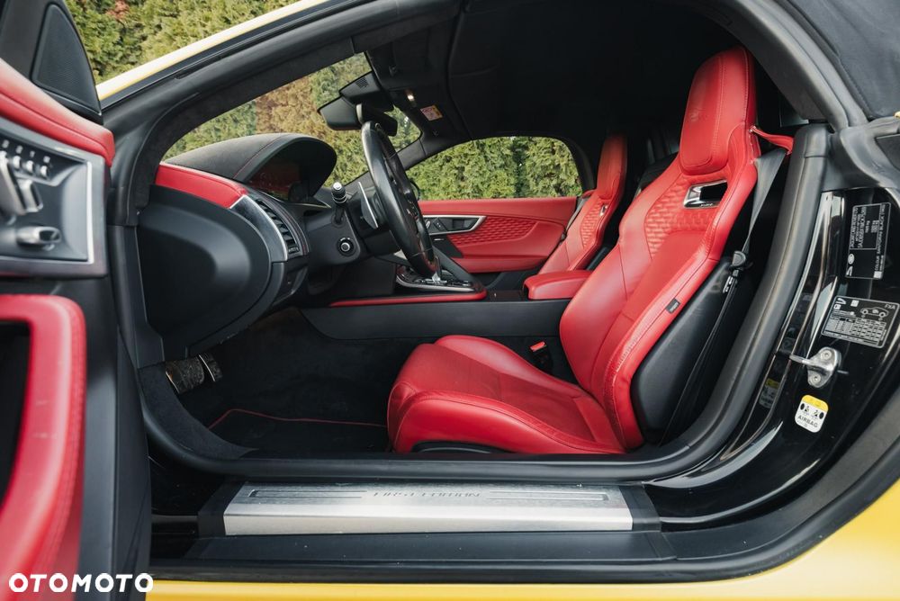 Jaguar F-Type 2.0 Turbo First Edition - 14