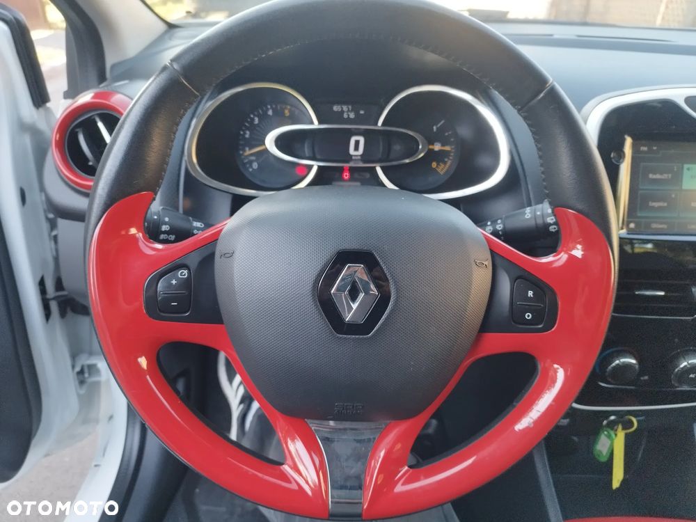 Renault Clio - 15
