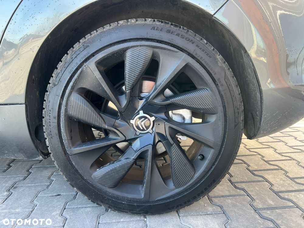 Citroën DS5 Hybrid4 EGS6 SportChic - 21