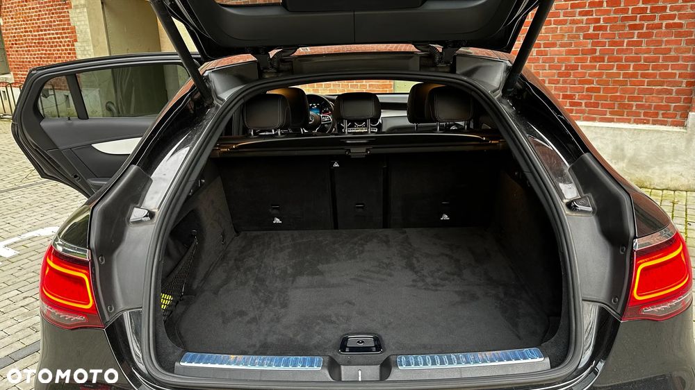 Mercedes-Benz GLC - 37