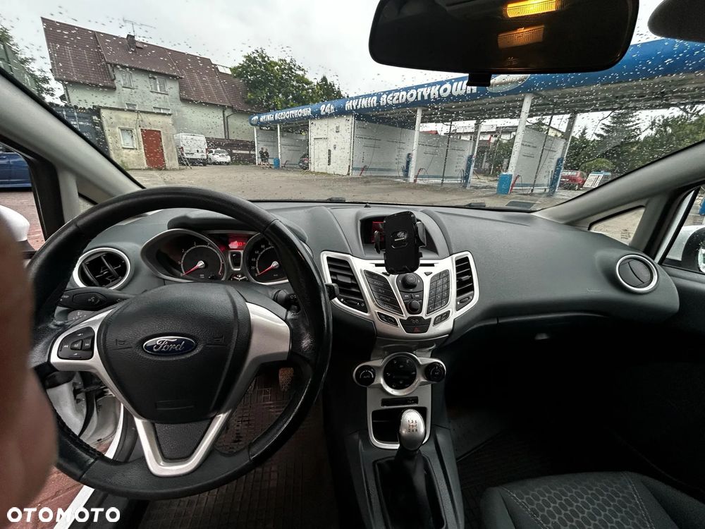 Ford Fiesta 1.4 Titanium - 4