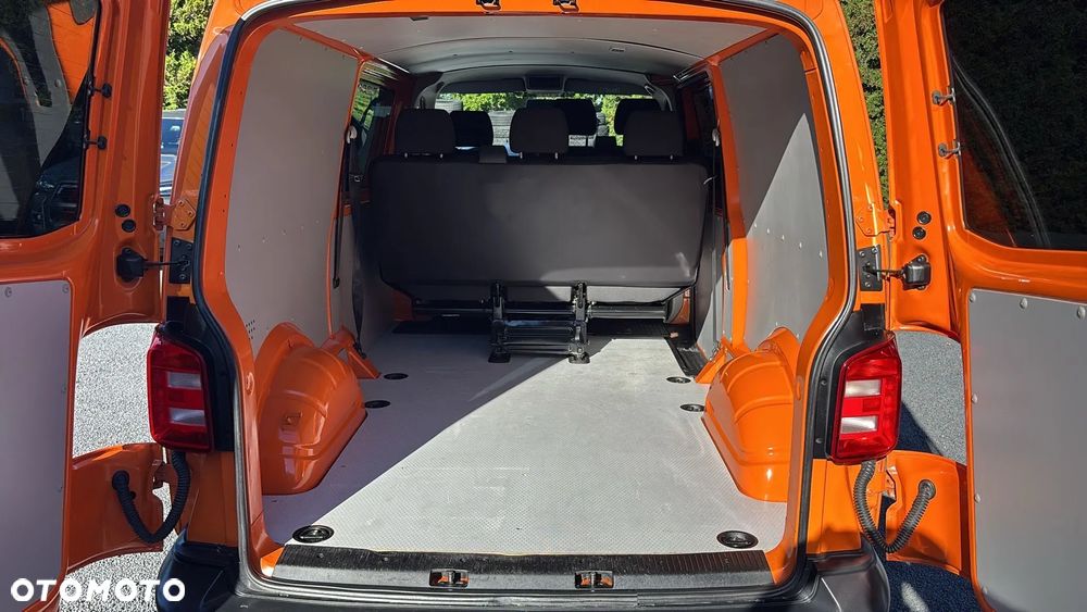 Volkswagen Transporter - 6