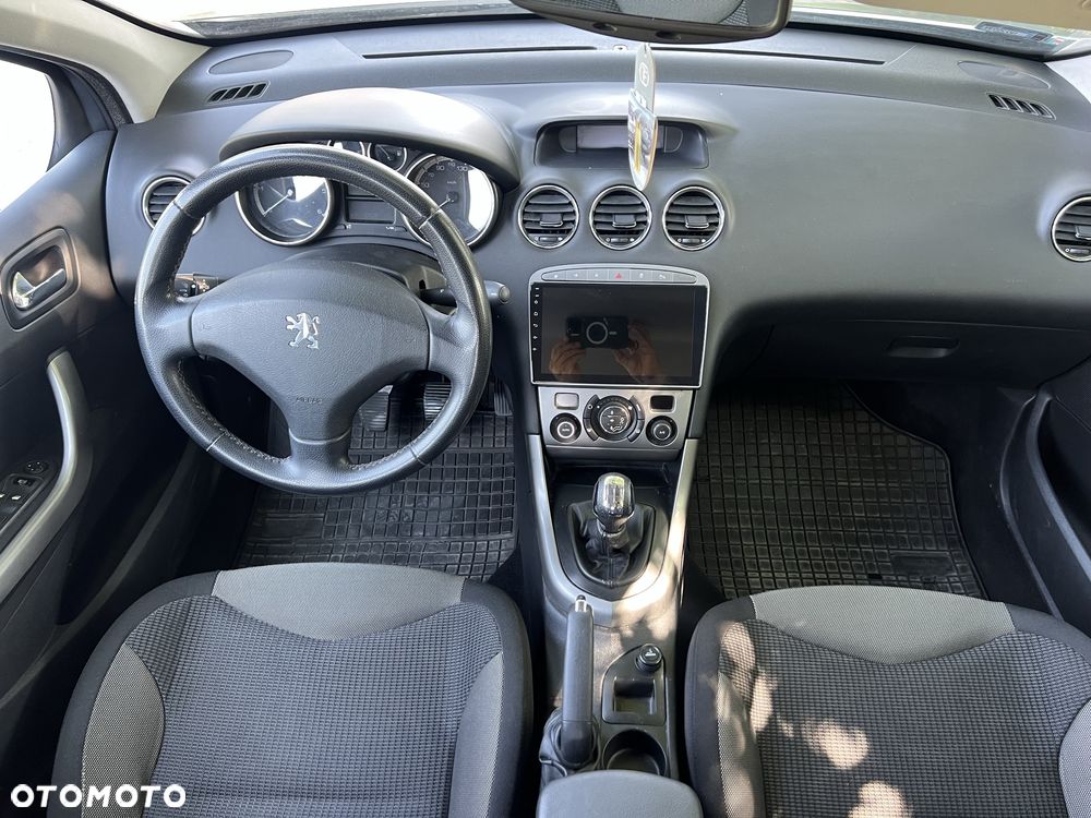 Peugeot 308 - 3