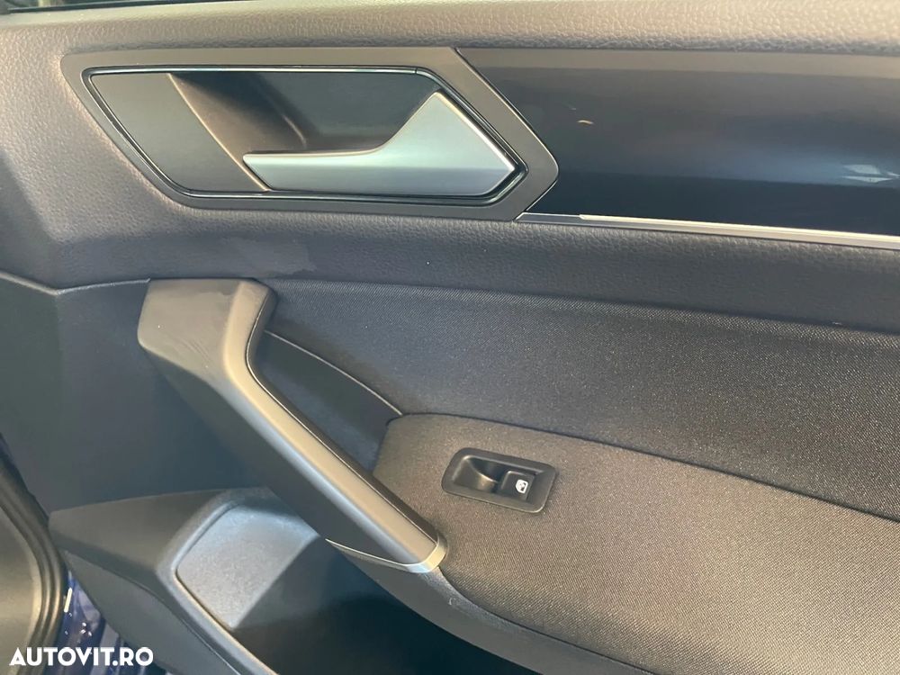 Volkswagen Touran 1.5 TSI DSG Highline - 17