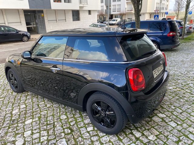 MINI 3 Portas One D - 12